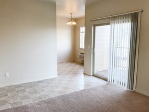 Quartz Dark Living Room - Stoneplace Apartment Homes