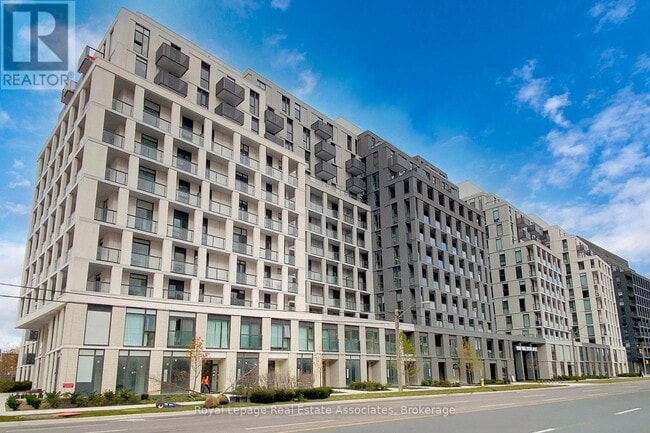 Building Photo - 500 Wilson Ave