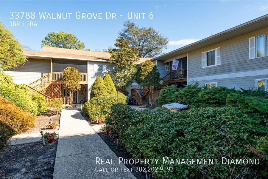 Primary Photo - 33788 Walnut Grove Dr