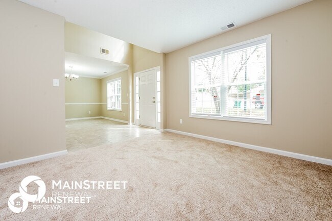 Building Photo - 3729 Summit Trce