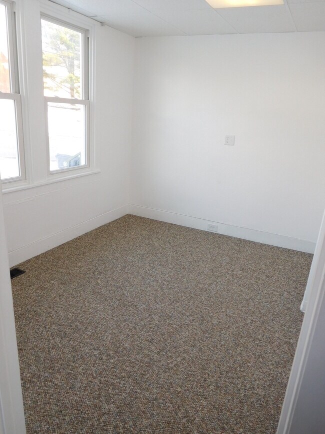 Bedroom - 1781 Old York Rd