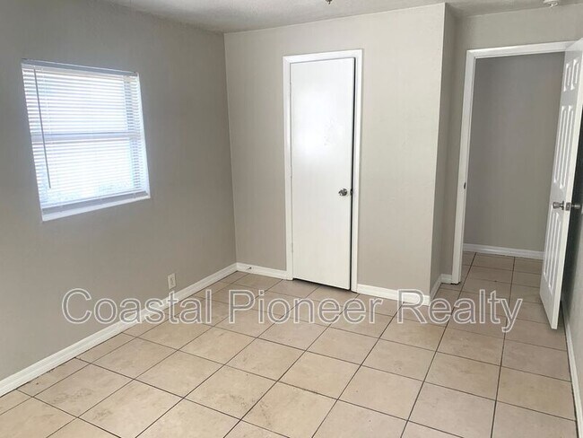 Foto del edificio - 3715 E Idlewild Ave