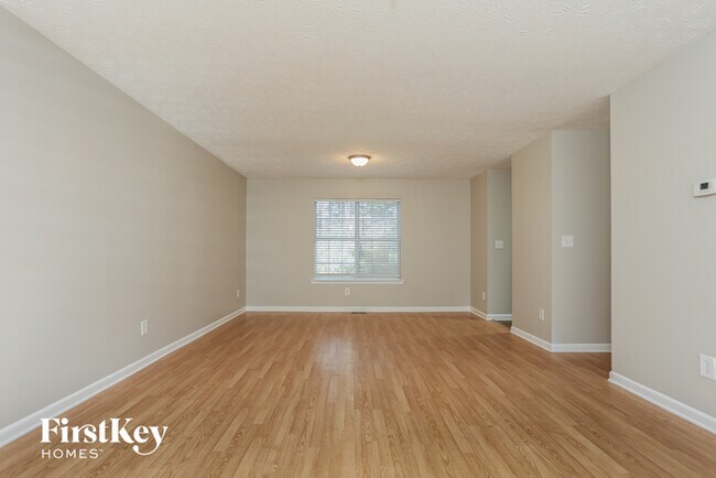 Building Photo - 691 Aberdeen Dr