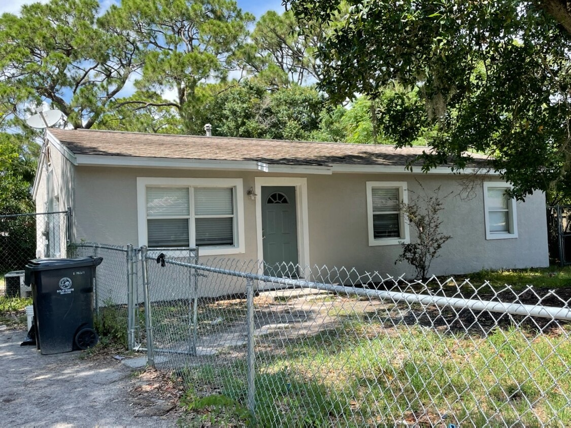 186 Roosevelt St, Titusville, FL 32780 House Rental in Titusville, FL