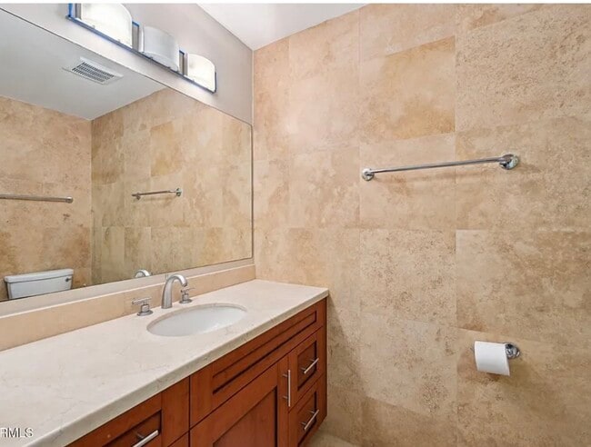 Building Photo - 7131 E Rancho Vista Dr