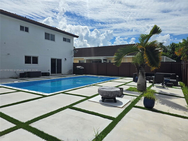 Foto del edificio - 11652 SW 142nd Ct