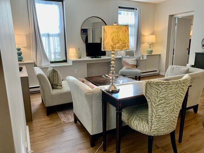 Building Photo - 703 Massachusetts Ave