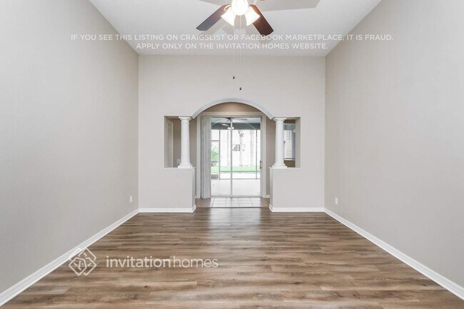 Foto del edificio - 3838 Duke Firth St