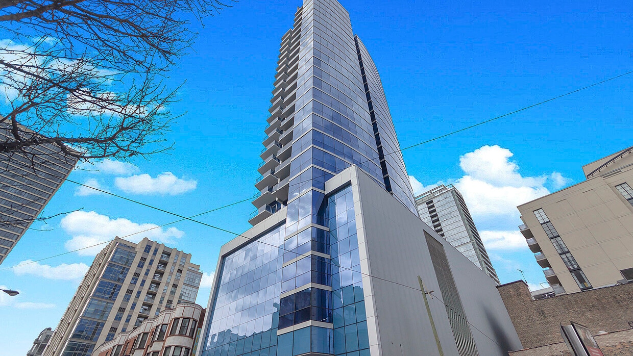 Primary Photo - 110 W Superior St