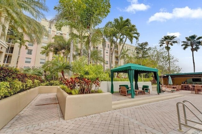 Photo - 520 SE 5 Ave Apartment