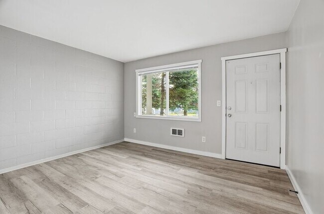 Foto del edificio - 547 E Fairview Ave
