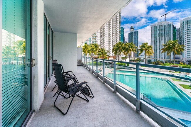 Foto del edificio - 90 SW 3rd St