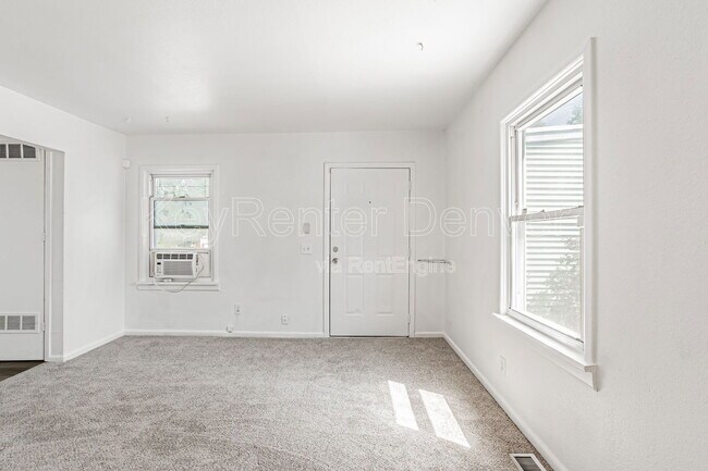 Building Photo - 7525 Stuart St