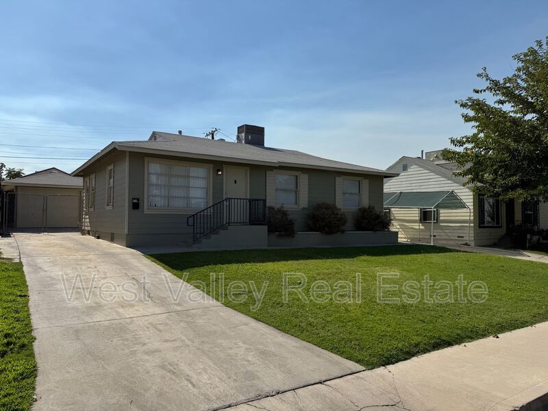 Foto principal - 127 Franklin Ave