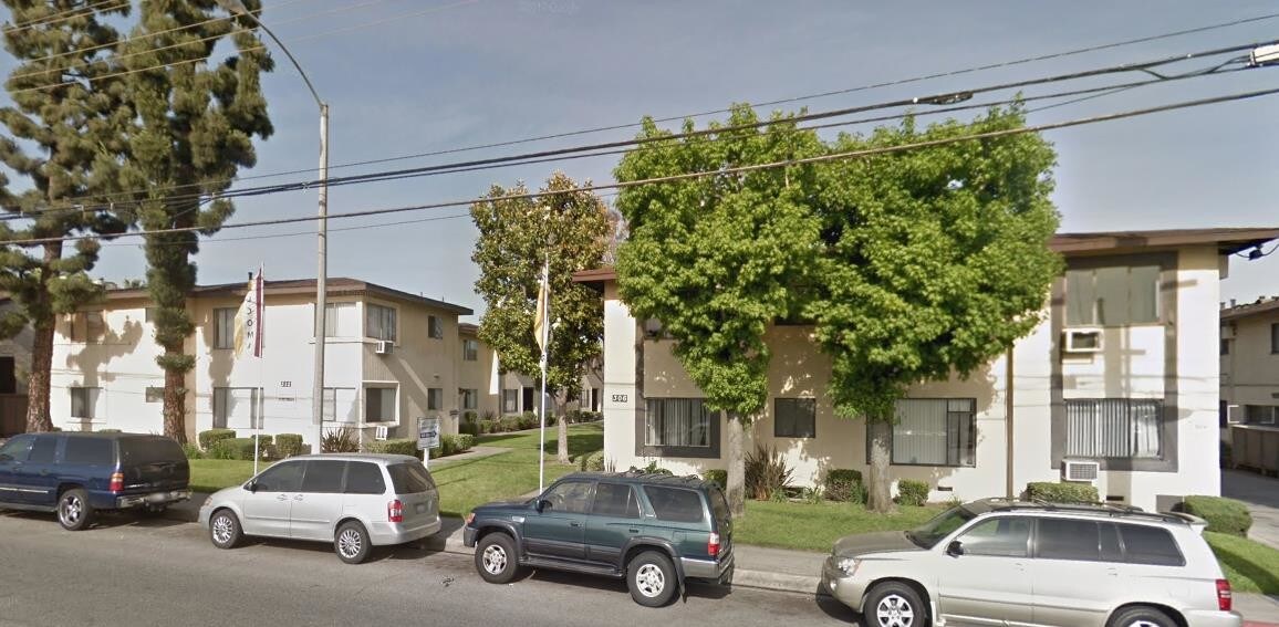 Primary Photo - 306 N San Antonio Ave