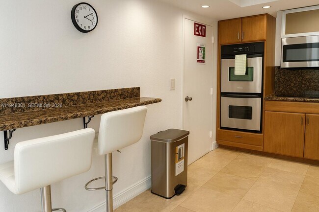 Foto del edificio - 4001 S Ocean Dr