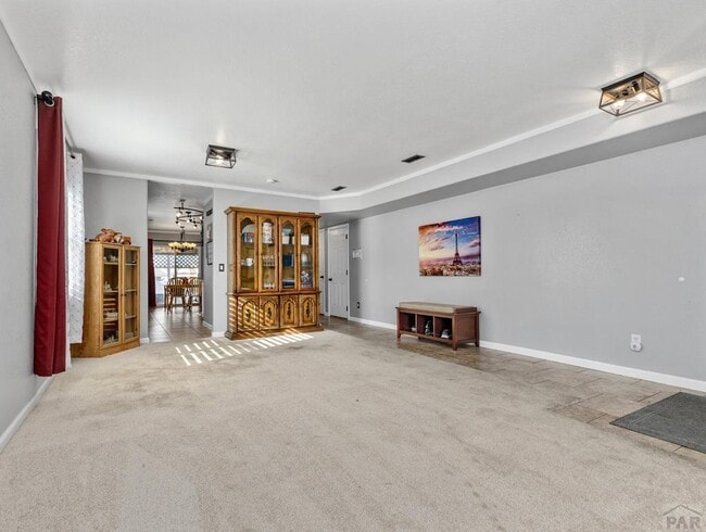 Building Photo - 2203 Meadowlark Ln