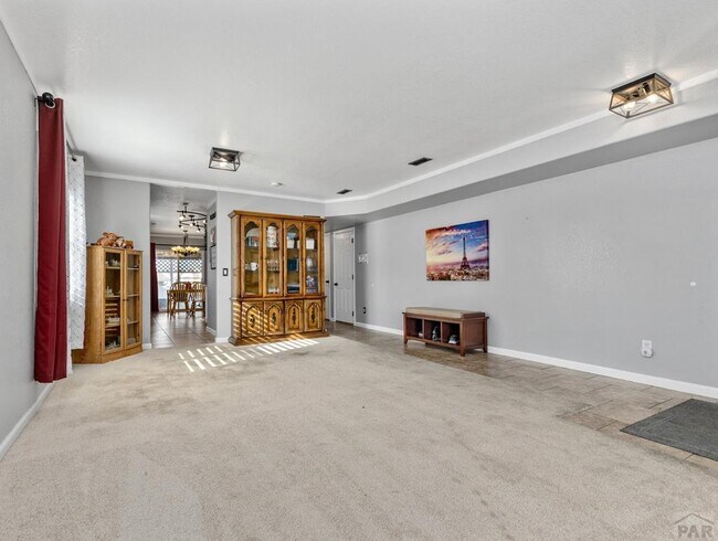 Foto del edificio - 2203 Meadowlark Ln