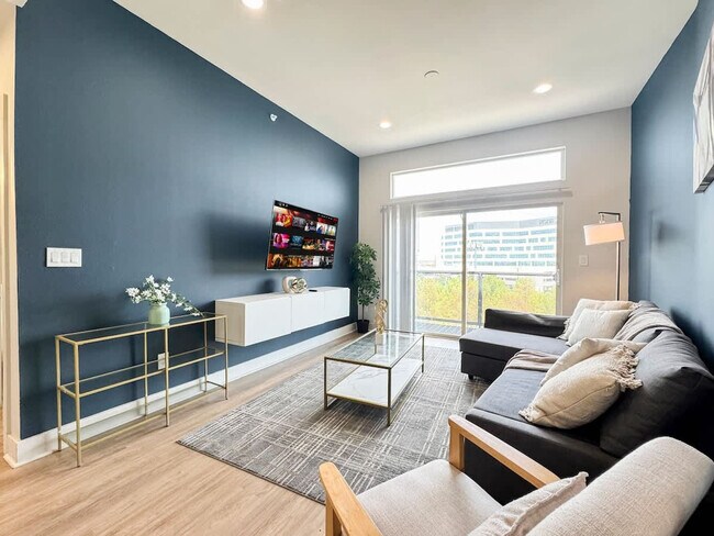 Building Photo - 2901 Indiana St