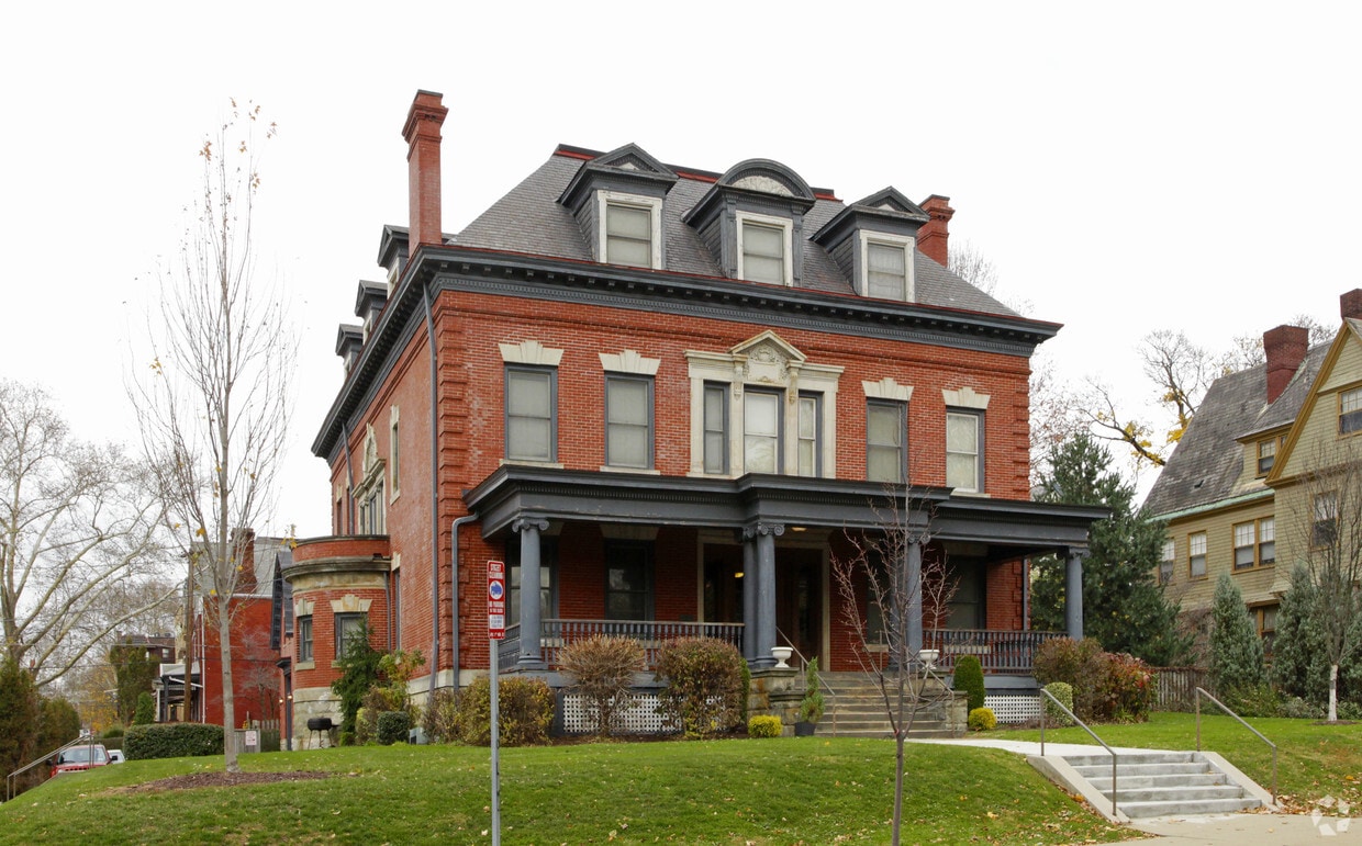 Stanton Avenue Apartments in Pittsburgh, PA