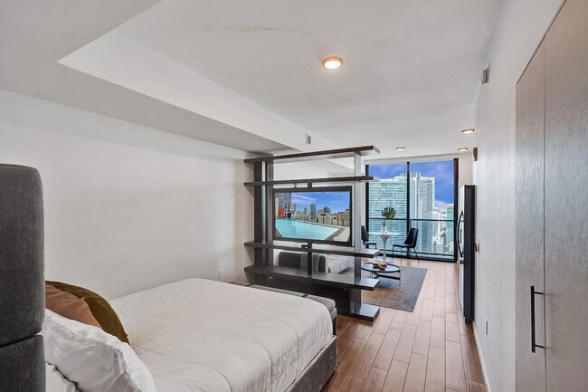 Foto del edificio - 398 NE 5th St