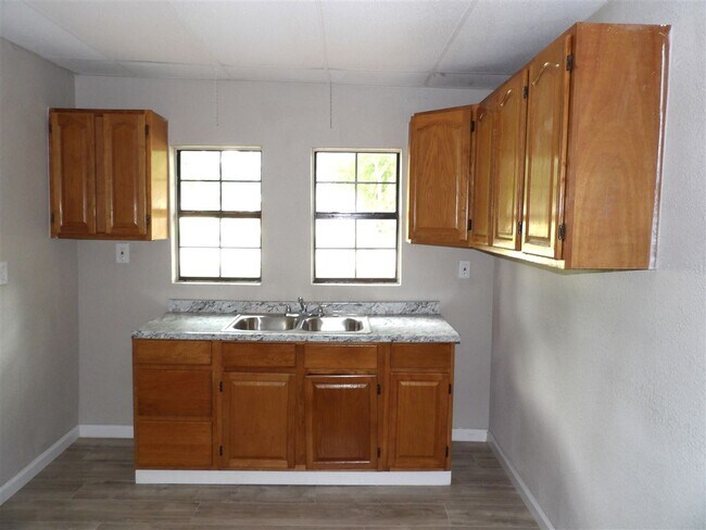 Foto del edificio - 311 NW 5th St