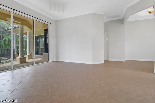 Building Photo - 11128 Sierra Palm Ct