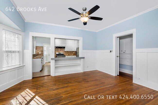 Building Photo - 642 Brooks Ave