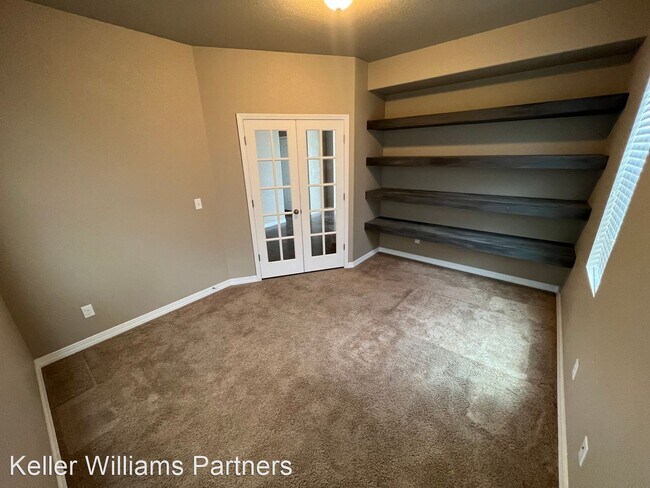 Building Photo - 5 br, 4 bath House - 8765 Meadow Tree Trail