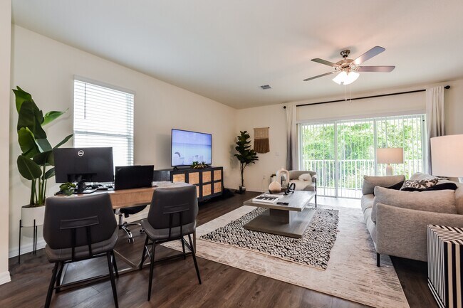 Building Photo - 120 Ormond Grande Blvd, Ormond Beach, FL