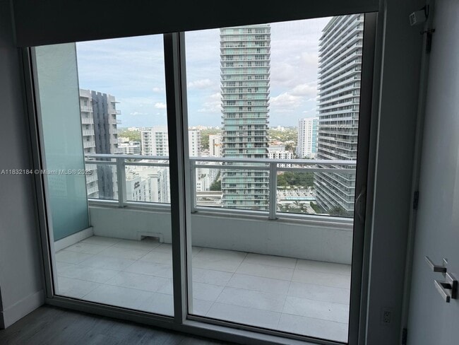 Building Photo - 1080 Brickell Ave