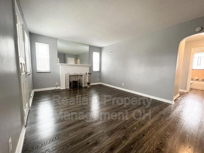 Foto del edificio - 7305 Brookcrest Dr