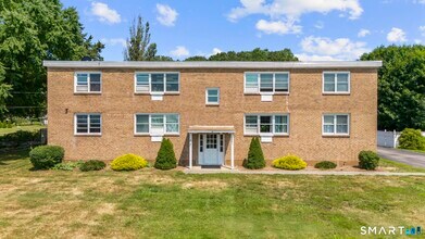 Building Photo - 1742 Boston Post Rd