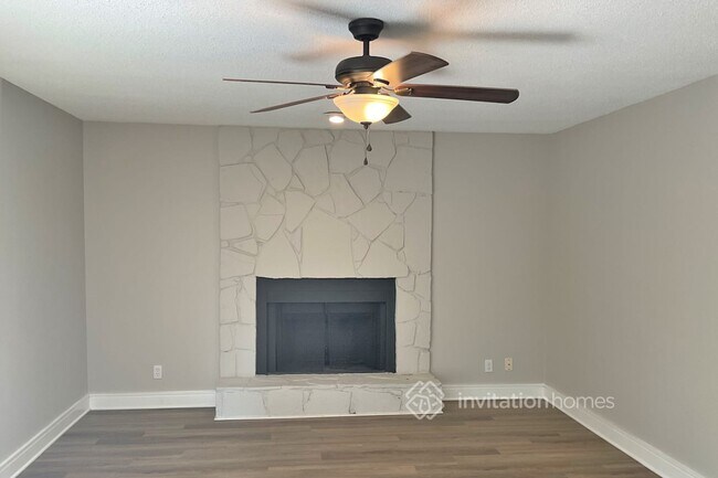 Foto del edificio - 3014 Clipper Ct