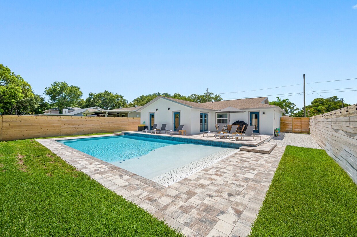 Foto principal - 9607 135th St