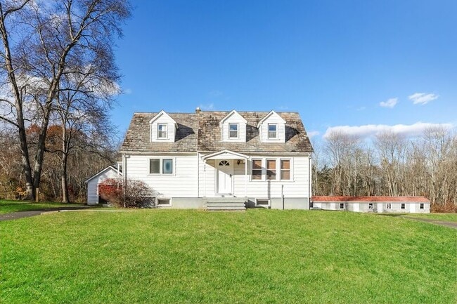 Foto del edificio - 525 Lonely Cottage Rd