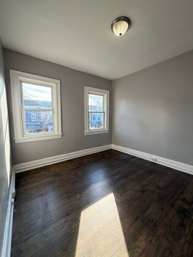 Foto del edificio - 2 Bedrooms Plus den Home