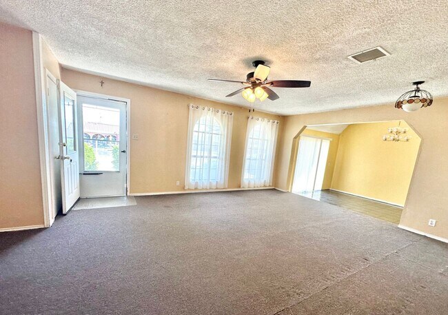 Foto del edificio - 514 West Ave J