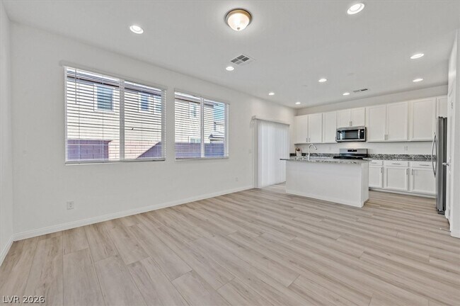 Foto del edificio - 8136 Rockflower St