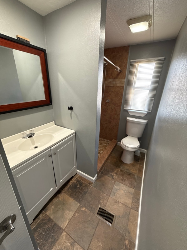 Photo - 718 Manor St House