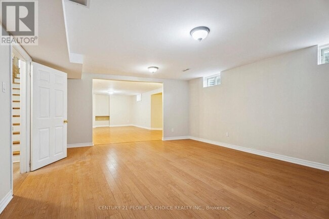 Building Photo - 136 Marsellus Dr