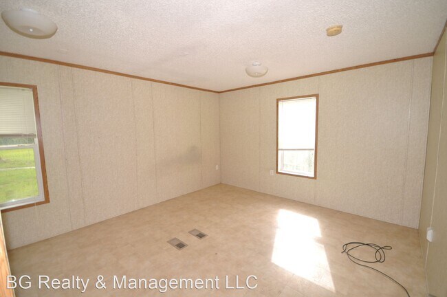 Building Photo - 2 br, 1 bath House - 314 Goss Rd