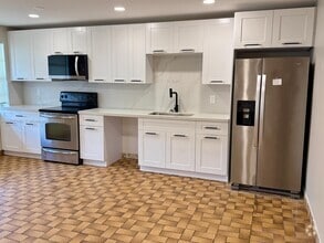 Building Photo - 4088 SW 51st St
