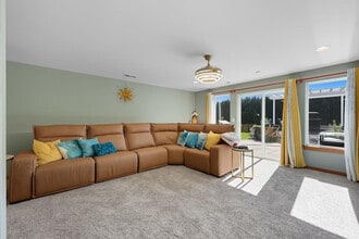 Building Photo - 355 Cindy Rd