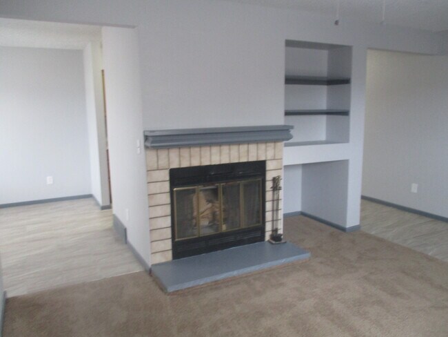 sala de estar - 6635 E 62nd Pl