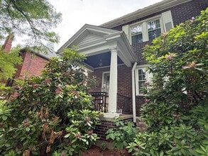 Building Photo - 1458 N Euclid Ave