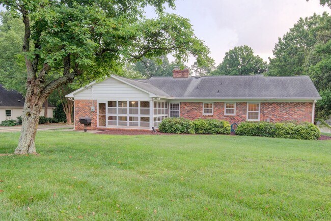 Foto del edificio - COMING SOON! 3 Beds| 2 Baths Updated Ranch...