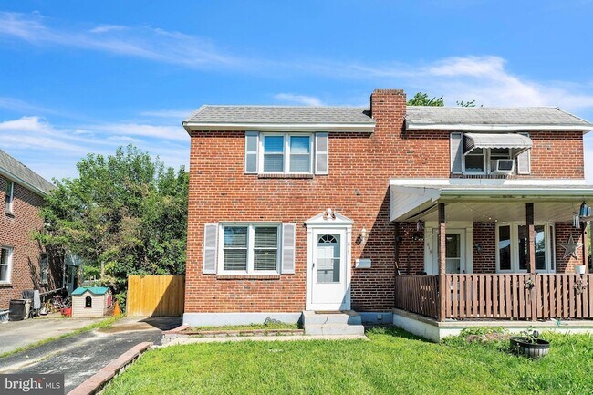 Building Photo - 817 Colwell Rd