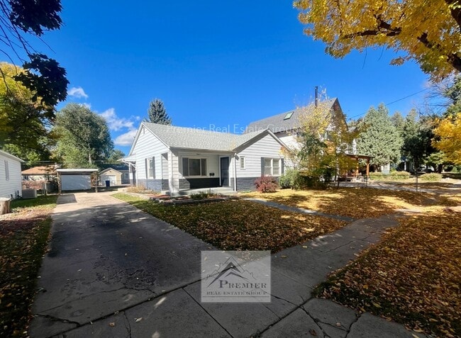 Building Photo - 2334 N El Paso St