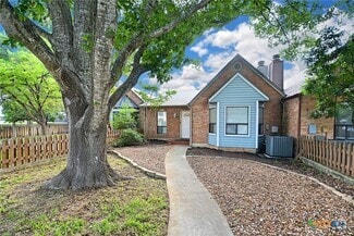 Building Photo - 736 Summerwood Dr